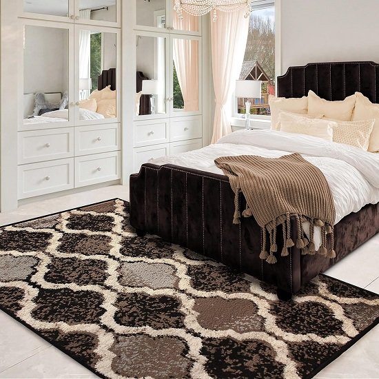 Indoor area rug with jute backing, modern geometric plaid floor decor, 3" x 5", Chocolate