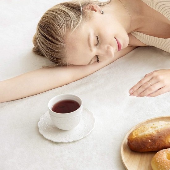 Super Soft Faux Rabbit Fur Rug, Bedroom Floor Sofa Living Room Area Rug, White 2 x 6 Feet